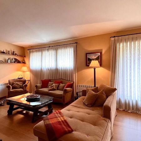 Apartament De La Vall Ferrera - L'Amfitriona Areu Extérieur photo